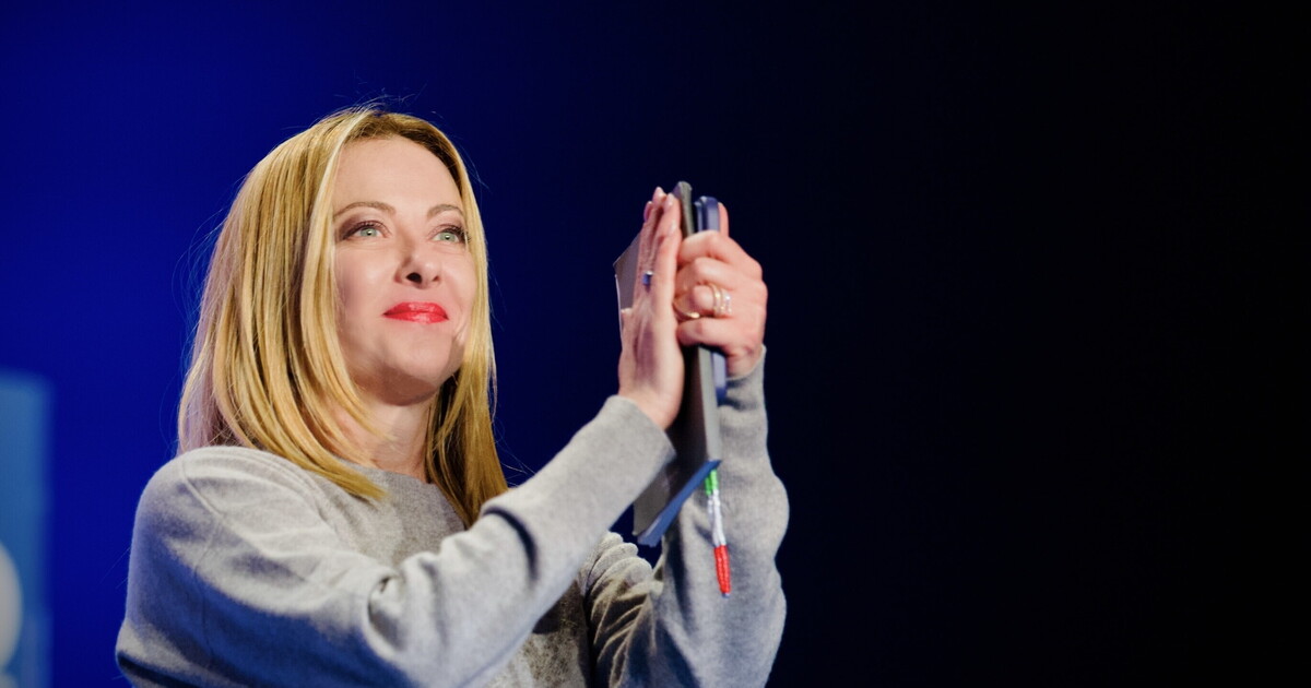 Le bollette di Meloni: prepara due decreti Energia e uno supersicurezza Nordio Piantedosi. Riunione sulla manovra