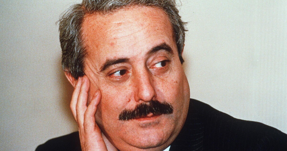 l audio di falcone smentisce gratteri in quel discorso del 1992 non si disse contrario alla separazione delle carriere da Ilfoglio.it l audio di falcone smentisce gratteri in quel discorso del 1992 non si disse contrario alla separazione delle carriere