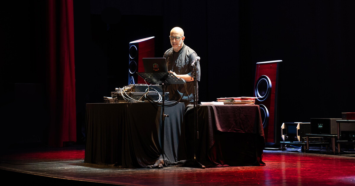 Come suonerà il mondo del futuro? Due chiacchiere con Raffaele Costantino, con vista sui nuovi paesaggi sonori Come suonerà il mondo del futuro? Due chiacchiere con Raffaele Costantino, con vista sui nuovi paesaggi sonori