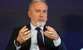 La trincea di Guerini: "Vergognoso usare il tema corruzione per non aiutare l’Ucraina. Schlein vada a Kyiv"