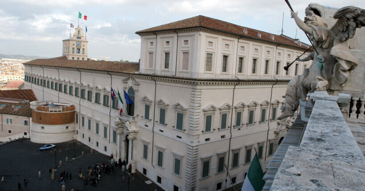 Il Quirinale non rischia a palazzo, ma nei salotti satolli di vino e lasagnette