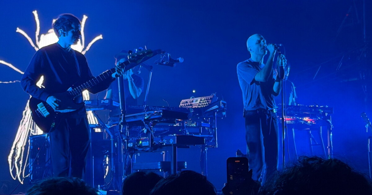 ai piedi del palco dei cani la rivoluzione non si fa pi249 ma ci si sente vivi