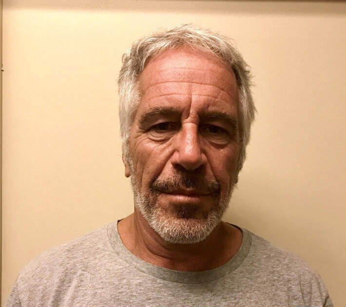 La straordinaria coppia forgiata in paradiso Chomsky Epstein La straordinaria coppia forgiata in paradiso Chomsky Epstein