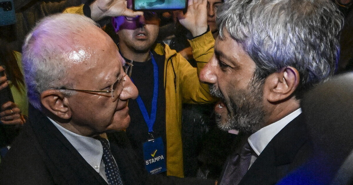 Una sinistra desiderosa di vittoria, De Luca più che sacrificarlo dovrebbe premiarlo