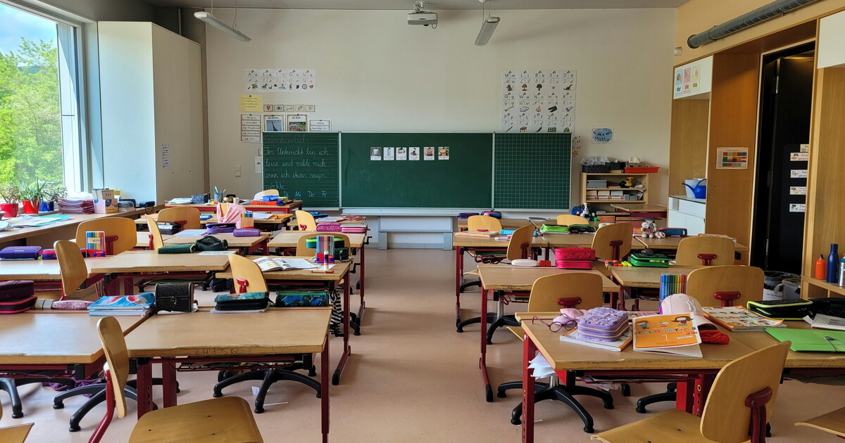 Percorsi sfidanti per pensieri arborescenti e altri incubi di un prof psicanalista