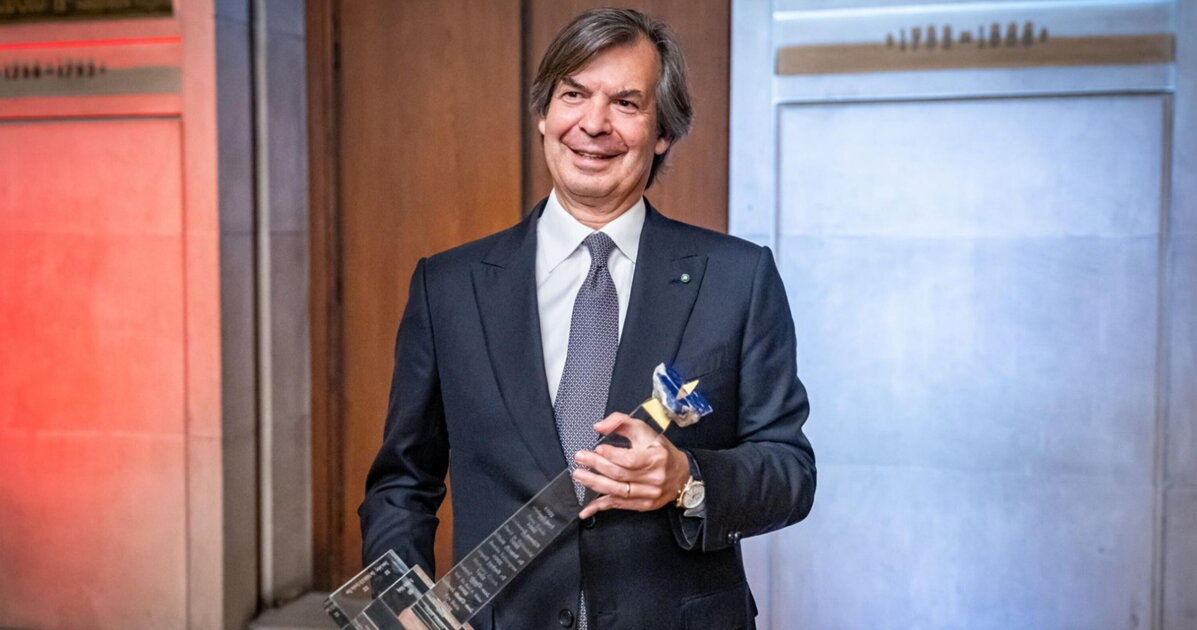 Le banche al contrattacco. Messina (Intesa Sanpaolo): "Non siamo condizionabili, il governo ci rispetti"