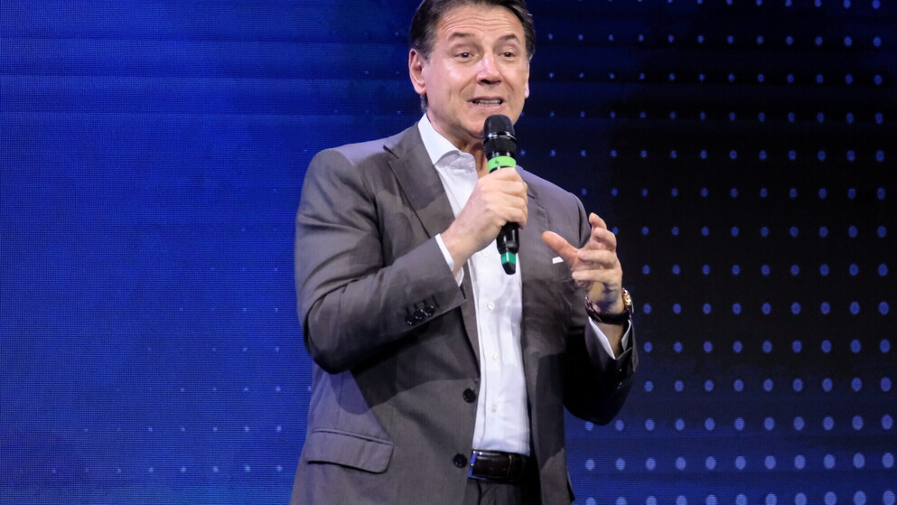 Conte sul duello Meloni-Schlein ad Atreju: "A me dissero no, ora scelgano loro se cambiare format"