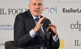 Crosetto: "Proporrò ddl per reintrodurre la leva militare". Ma Forza Italia frena: "Difficile, valutiamo"