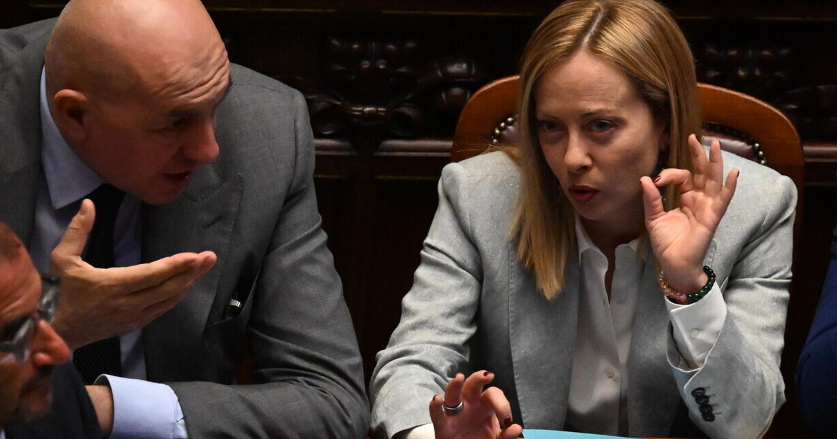 l universit224 di bologna blocca il corso di filosofia per ufficiali meloni atto incomprensibile e sbagliato