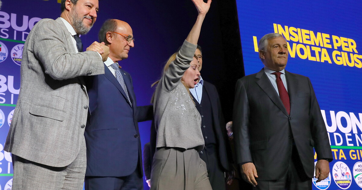 la sinistra messa in crisi da una destra che 232 l8217unico argine agli estremismi