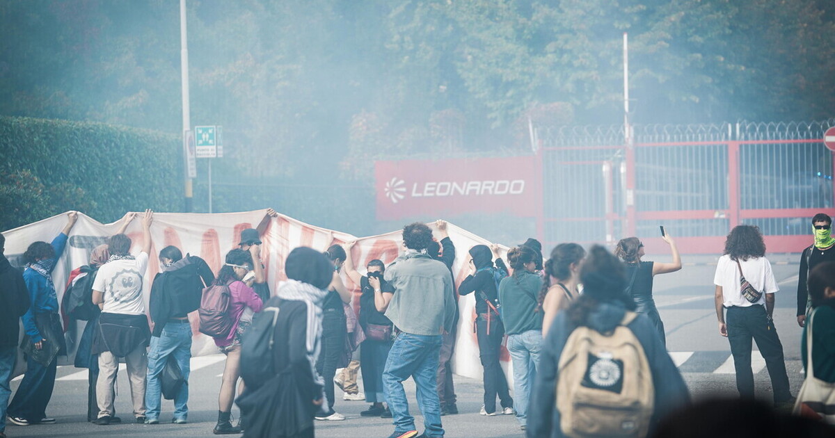 Non solo La Stampa. Tutti gli assalti degli antagonisti a Torino Non solo La Stampa. Tutti gli assalti degli antagonisti a Torino