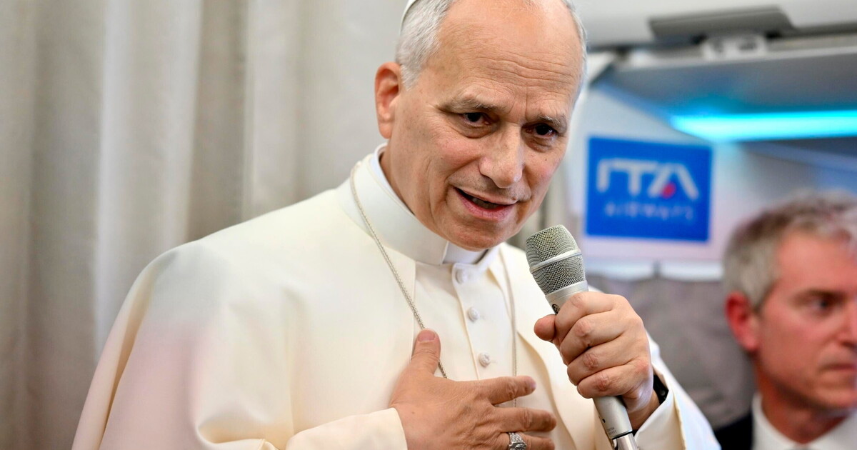 "Hezbollah? Consegnino le armi". La prima volta di Leone XIV ad alta quota