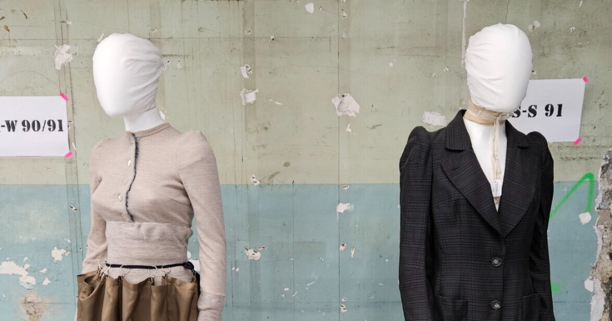 La moda non può avere un passato. Un saggio provocatorio La moda non può avere un passato. Un saggio provocatorio