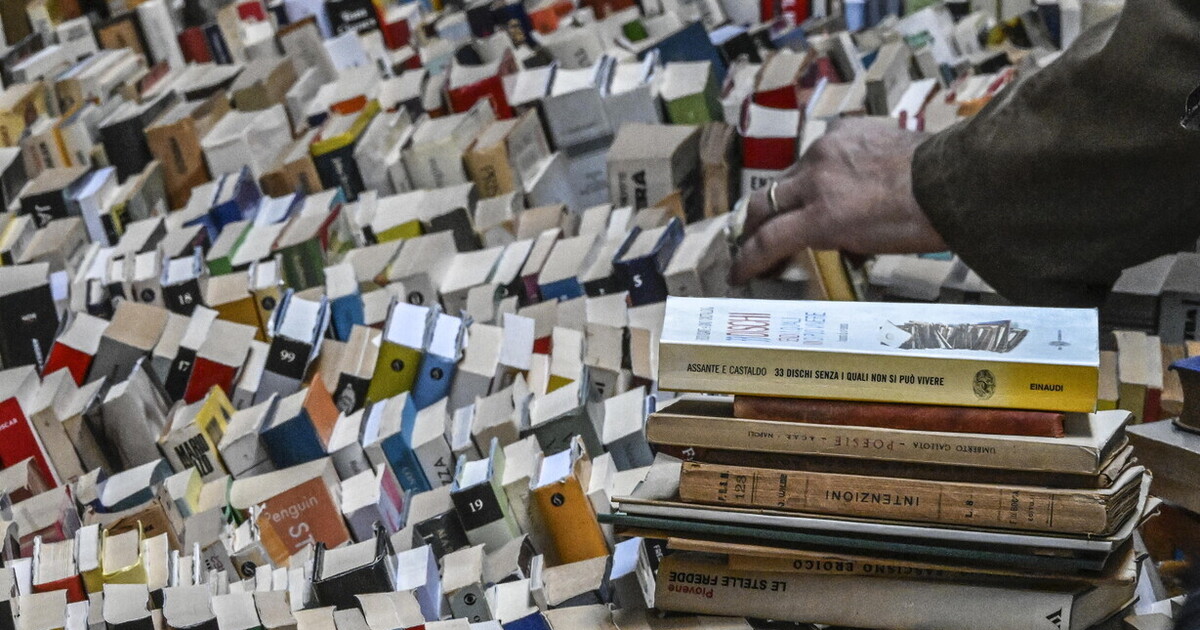 Le pubblicità dei libri talmente gonfie di apologetica da trattare il lettore come un imbecille