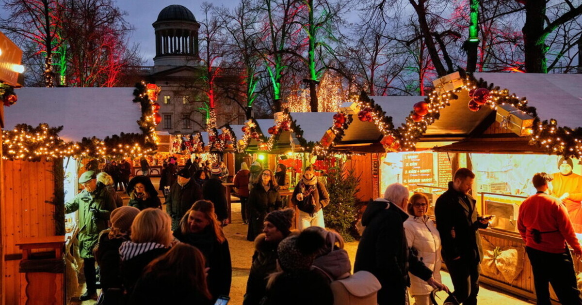 Decorazioni e misure antiterrorismo. In Germania ripartono i mercatini di Natale