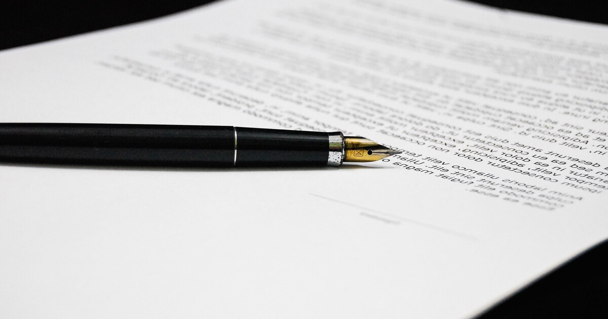 Un grande scrittore scrive per scrivere. E stop Un grande scrittore scrive per scrivere. E stop