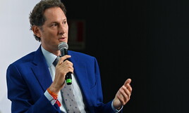 Fratelli di Repubblica: Berlusconi, La Russa in difesa. Appello a Meloni per l’Italianità. Ha vinto il Cav. 