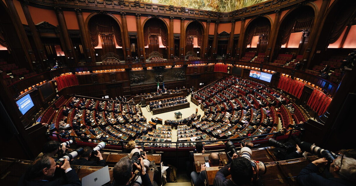 fratelli di mancia mezzo milione ai senatori di maggioranza da Ilfoglio.it fratelli di mancia mezzo milione ai senatori di maggioranza