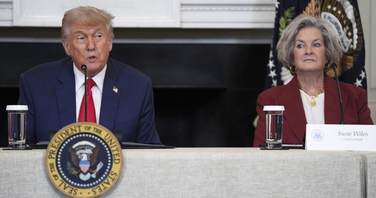 la personalit224 disfunzionale di trump raccontata dal suo capo staff susie wiles da Ilfoglio.it la personalit224 disfunzionale di trump raccontata dal suo capo staff susie wiles