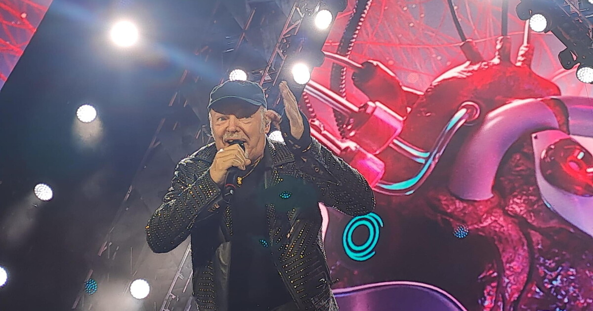 per romanticismo o genialit224 contabile 232 tornato di moda l8217album dal vivo da Ilfoglio.it per romanticismo o genialit224 contabile 232 tornato di moda l8217album dal vivo