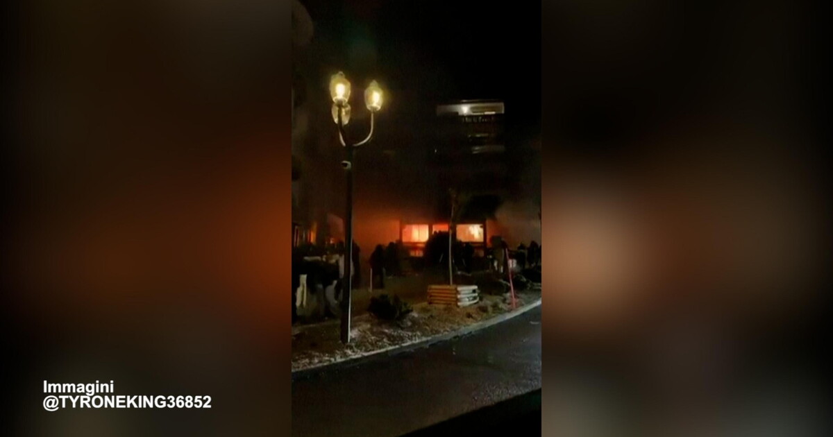 tragedia di capodanno in svizzera decine di morti per un esplosione a una festa