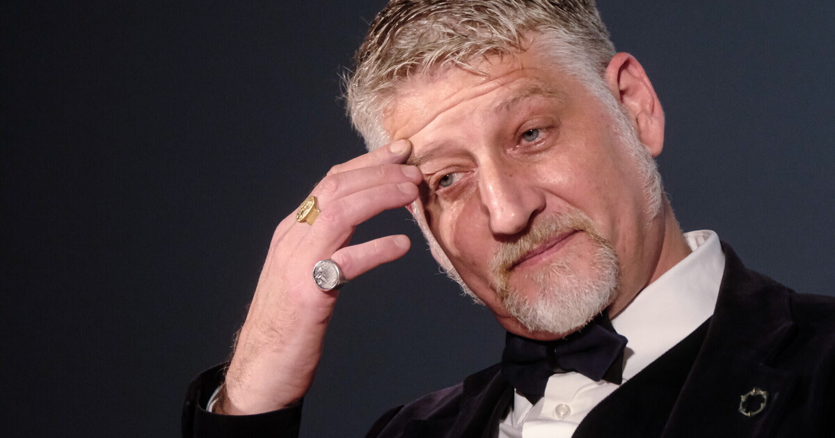 parlare di giuli con tre errori in una sola frase