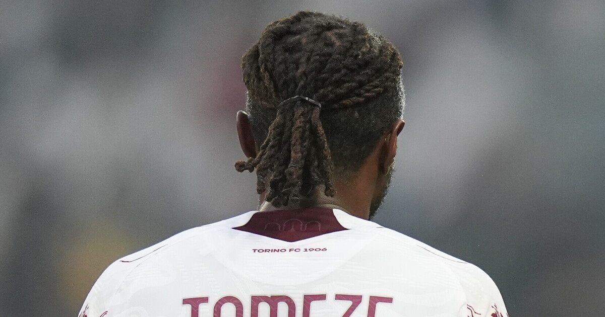 l invisibile adrien tameze da Ilfoglio.it l invisibile adrien tameze