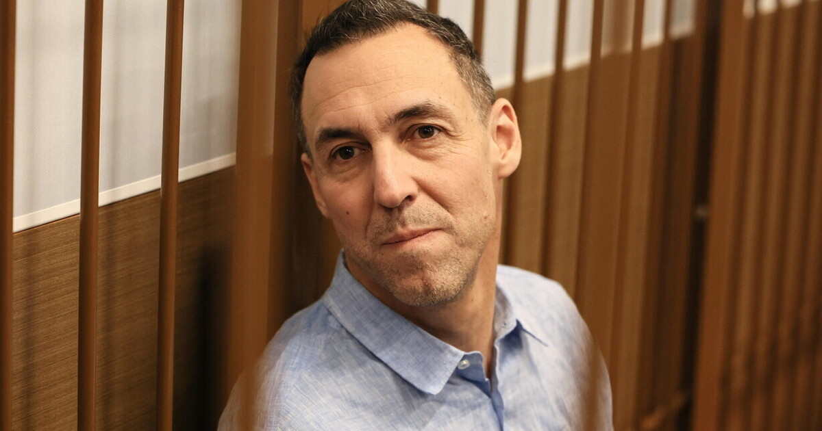 È stato liberato il politologo francese Vinatier, imprigionato in Russia da un anno e mezzo È stato liberato il politologo francese Vinatier, imprigionato in Russia da un anno e mezzo