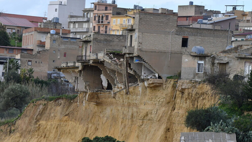 Niscemi, la frana più grande d’Europa e il paese da spostare. Parla il capo della Protezione civile Ciciliano