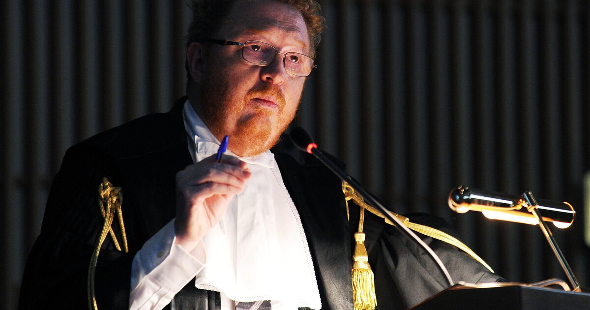 "Io, magistrato, chiedo scusa per aver ignorato i danni del correntismo e della gogna mediatica". Parla Padalino "Io, magistrato, chiedo scusa per aver ignorato i danni del correntismo e della gogna mediatica". Parla Padalino