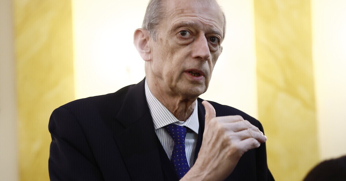 Fassino (Pd): “A Torino violenza stile Br. Certa sinistra smetta di stare con i movimenti violenti” Fassino (Pd): “A Torino violenza stile Br. Certa sinistra smetta di stare con i movimenti violenti”