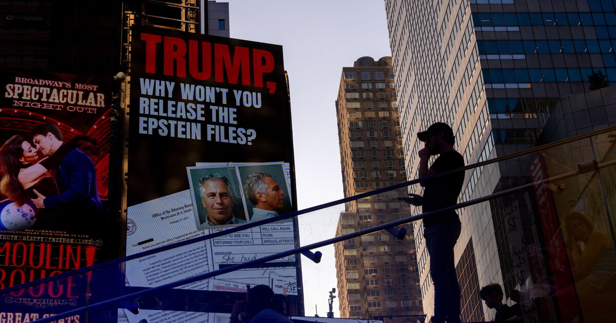 A Jeff, che te serve. La commedia fantozziana degli Epstein files A Jeff, che te serve. La commedia fantozziana degli Epstein files