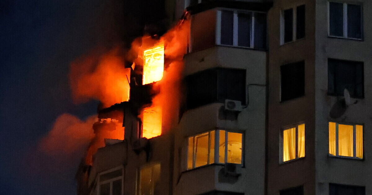 Ripartono i negoziati ad Abu Dhabi e Mosca arriva armata