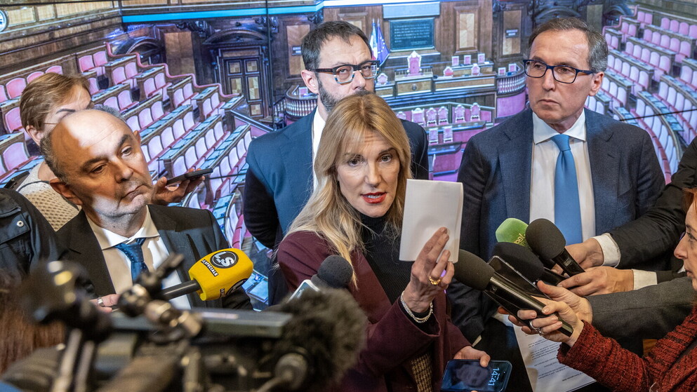 Tra tormenti e mediazioni la sinistra si ricompatta sulla sicurezza