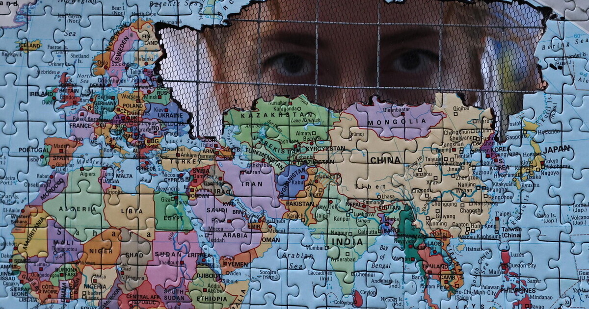 Si muovono gli imperi e c’è sempre una mappa da aggiornare. Cartografia del XXI secolo