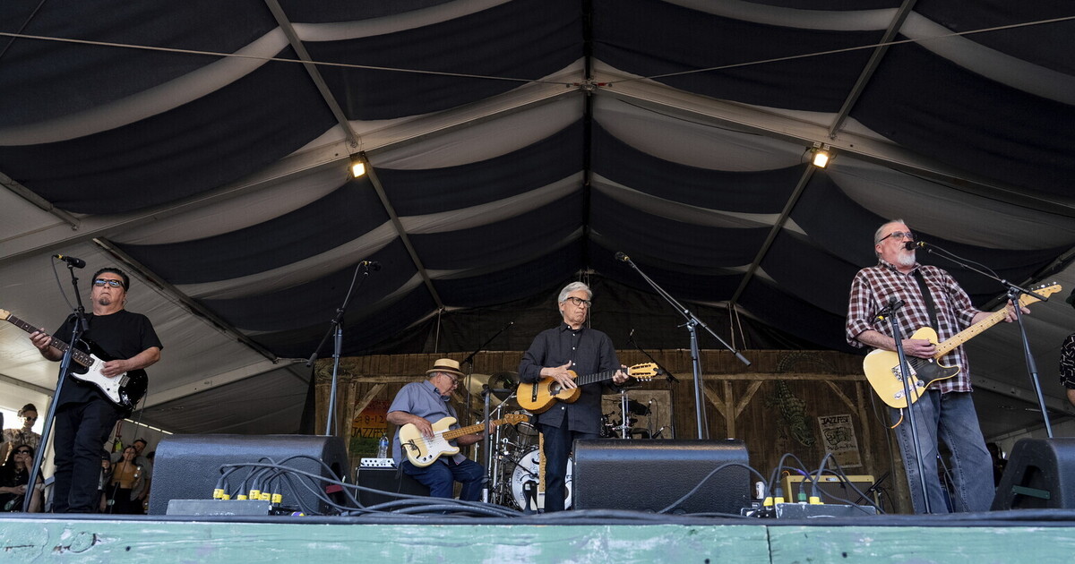 il vorticoso caleidoscopio sonoro dei los lobos da Ilfoglio.it il vorticoso caleidoscopio sonoro dei los lobos