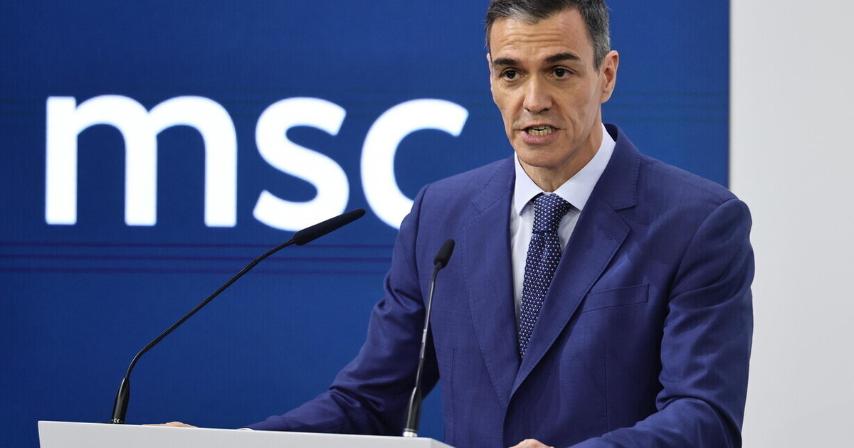 La Spagna di Sánchez dice sì al burqa in nome della “libertà religiosa”