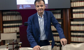 L’ex Pd Fassina: “Bene tassare gli extraprofitti. Ma il governo improvvisa”