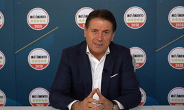 La “timidezza” di Conte tra referendum, affanni e strategia