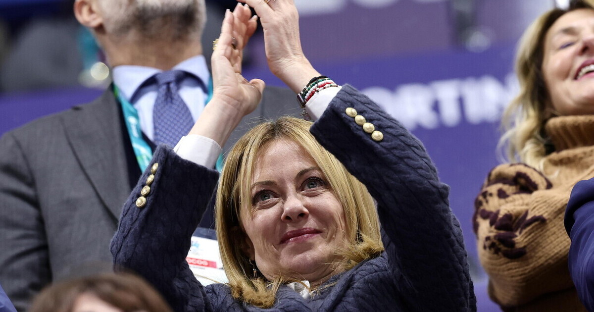 D’accordo con Merz, Meloni porta in Ue la linea del “trattiamo con Washington”. Nuovi aiuti a Kyiv