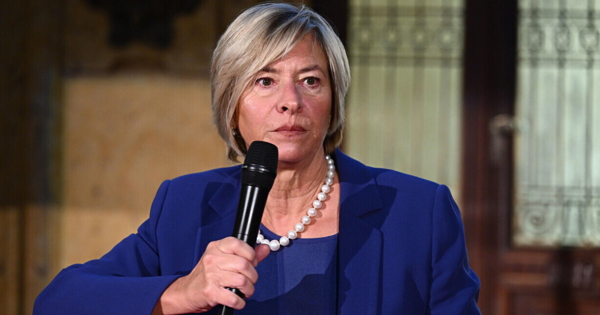 l8217ex ministra pinotti la sinistra non sia ambigua sul regime iraniano da Ilfoglio.it l8217ex ministra pinotti la sinistra non sia ambigua sul regime iraniano