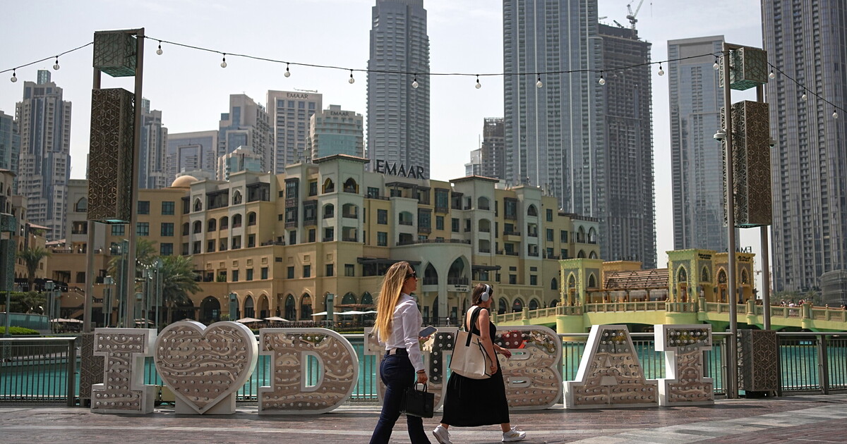 a dubai non mi vedrete mai