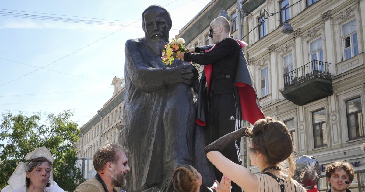 La gratitudine è morta, e non possiamo nemmeno dedicarle una preghiera