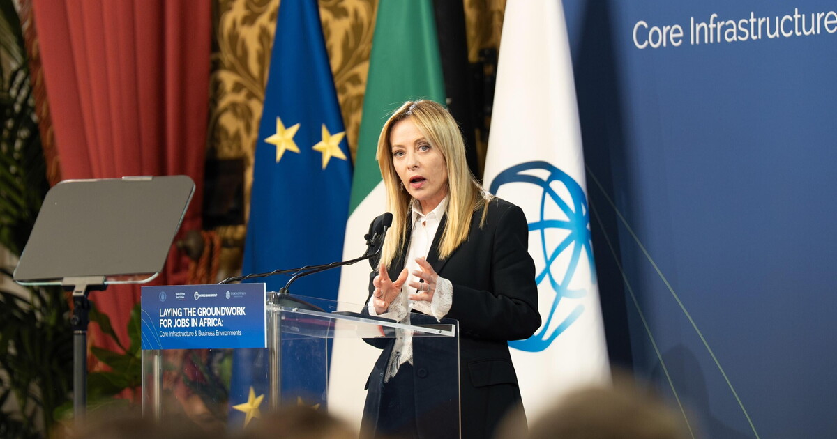 Meloni vuole le accise mobili ma il decreto in Cdm slitta. I conti del Mef e la cabina di regia al Mimit